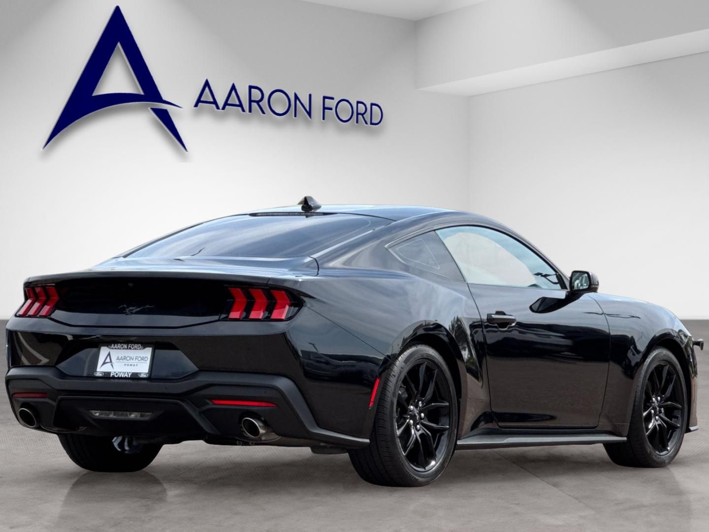 2025 Ford Mustang Ecoboost Premium photo 5