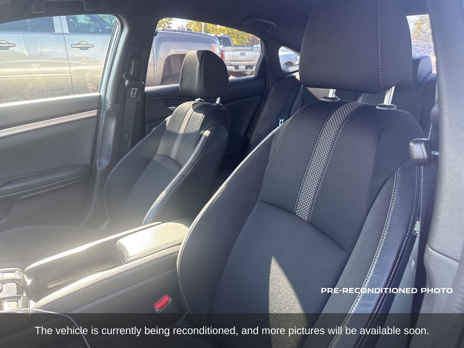 2019 Honda Civic Sport photo 3