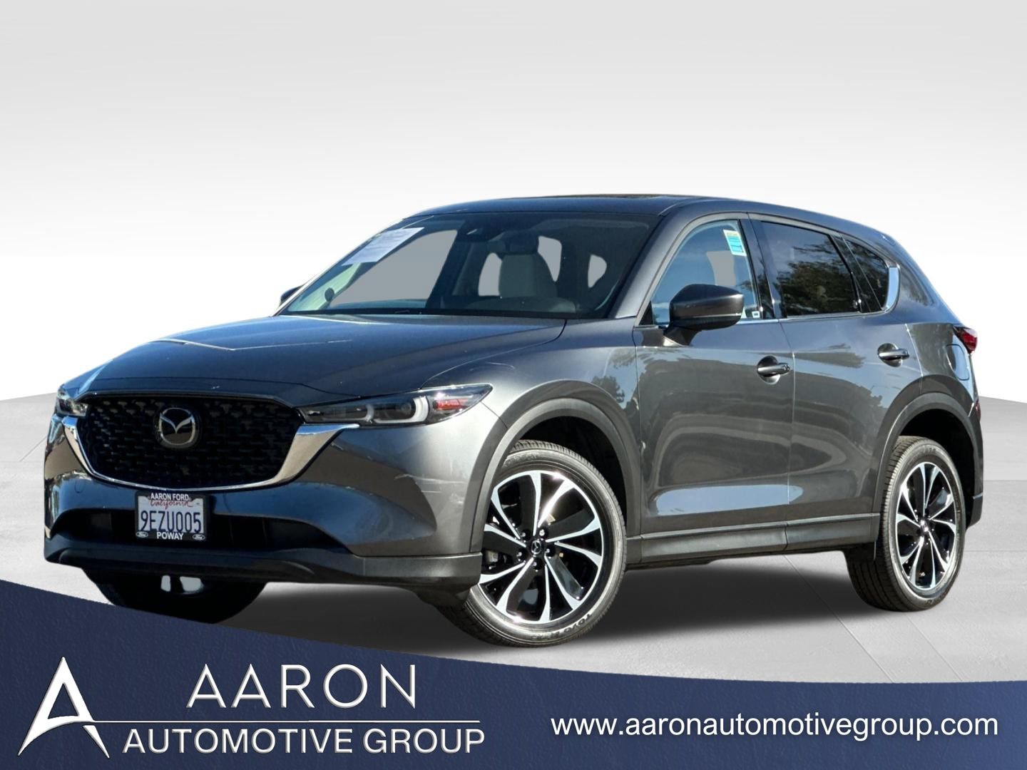 2023 Mazda CX-5 S Premium package
