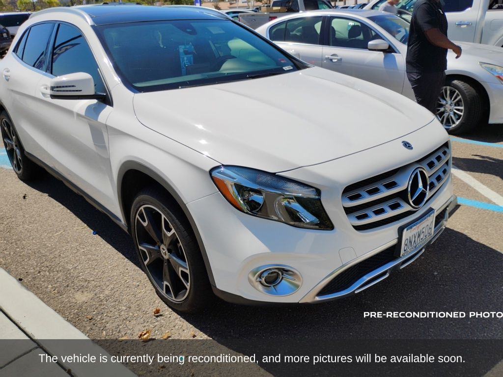 2020 Mercedes Benz GLA 250 photo 2