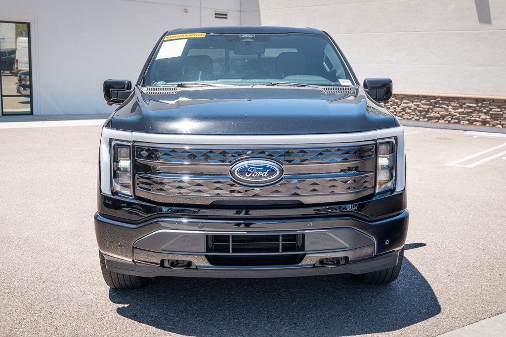Used 2022 Ford F-150 Lightning Platinum with VIN 1FT6W1EV4NWG09907 for sale in Poway, CA