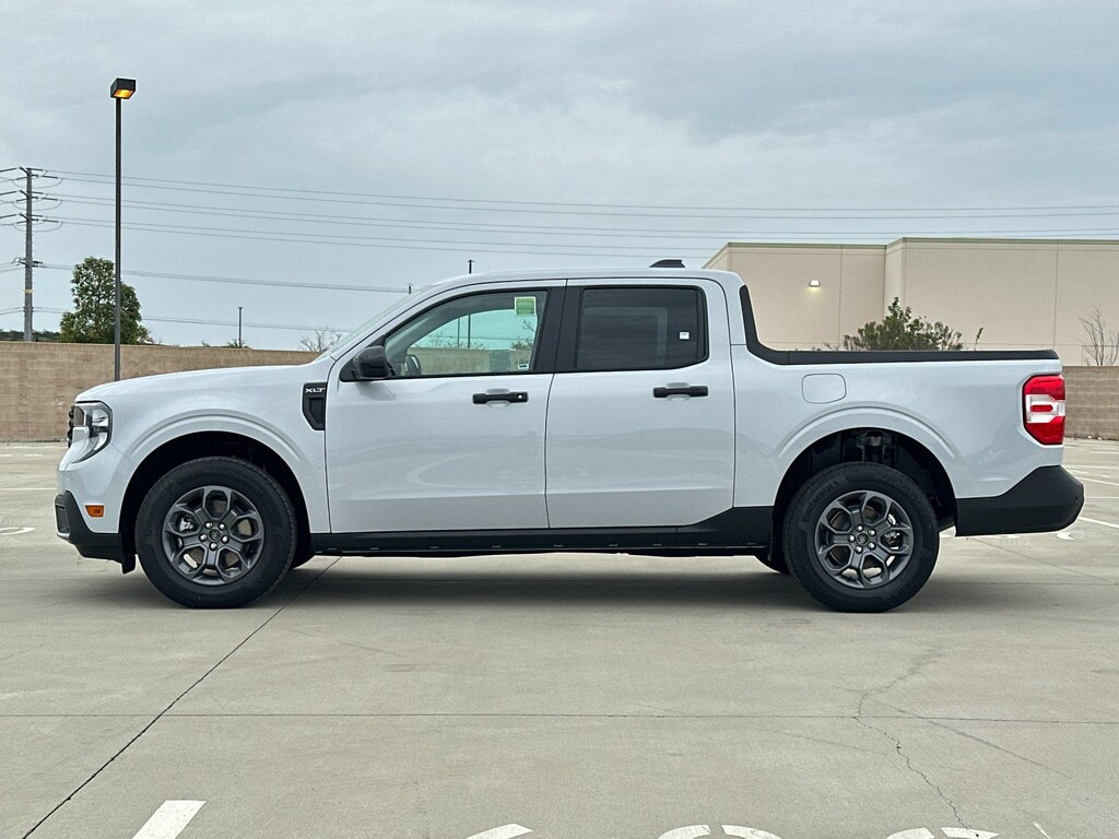 New 2025 Ford Maverick XLT Truck