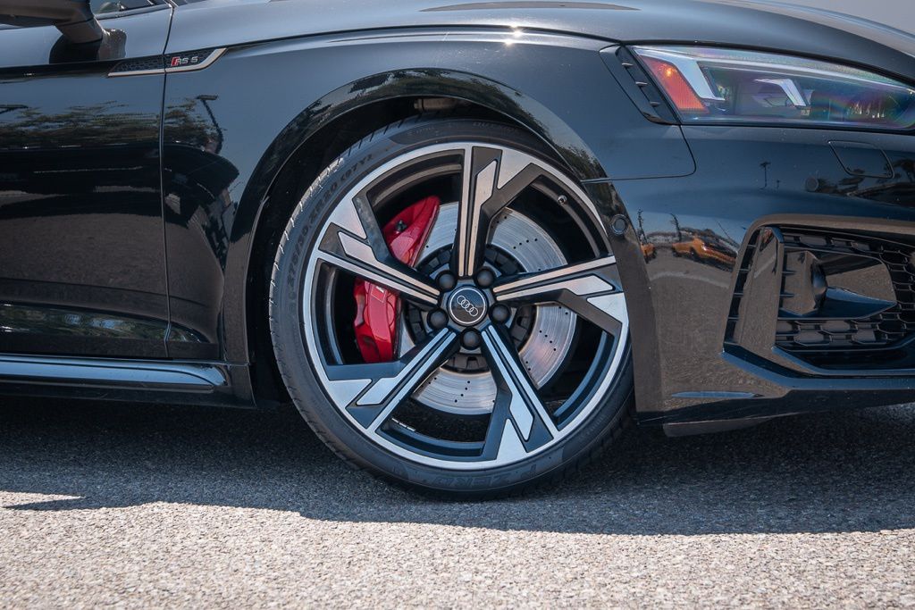 2019 Audi RS 5 photo 2