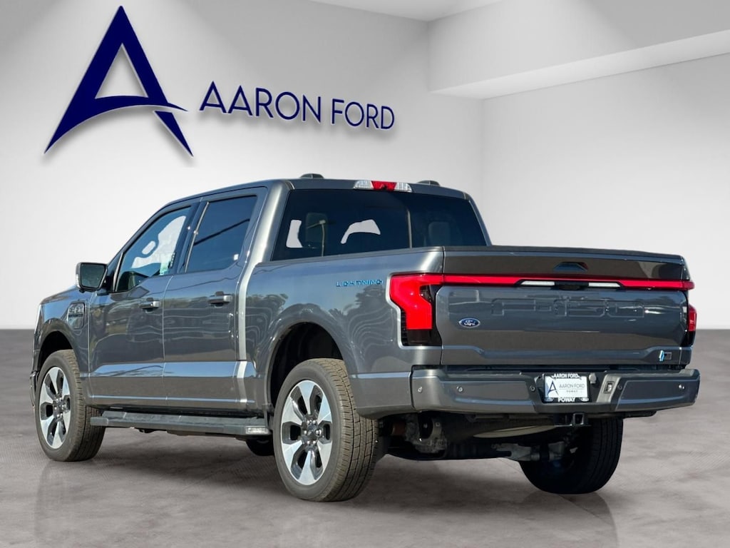 New 2023 Ford F-150 Lightning Platinum TRUCK