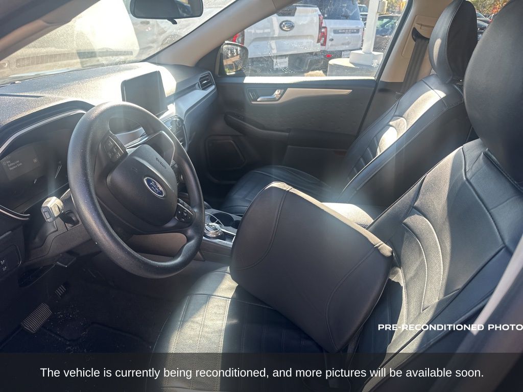 2020 Ford Escape SE photo 4