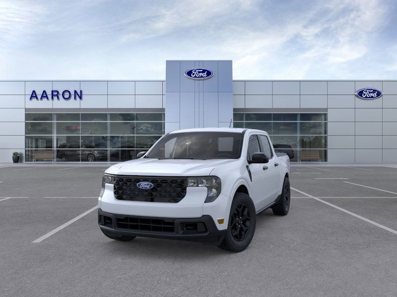 2025 Ford Maverick XLT photo 2