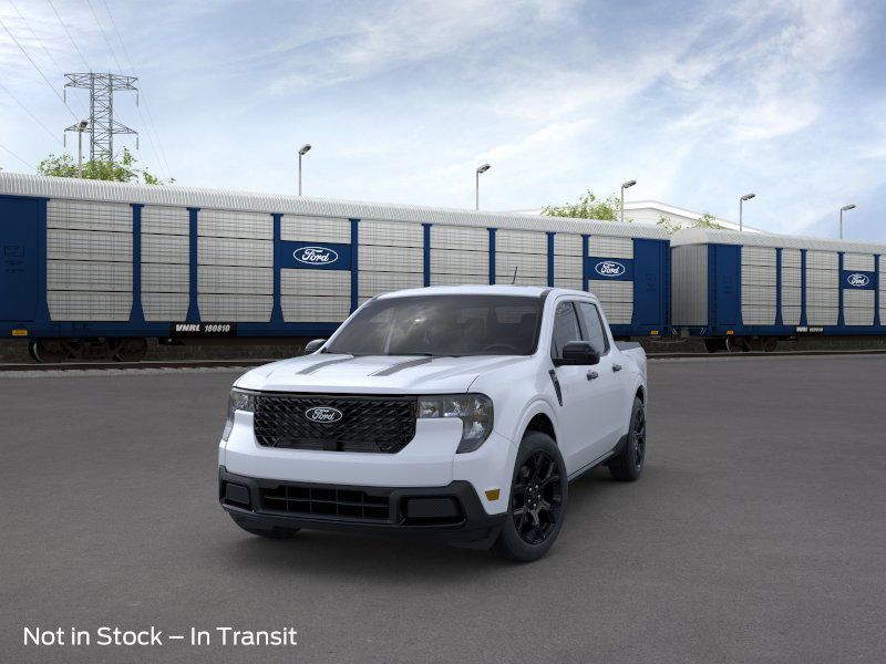 2025 Ford Maverick XLT photo 2