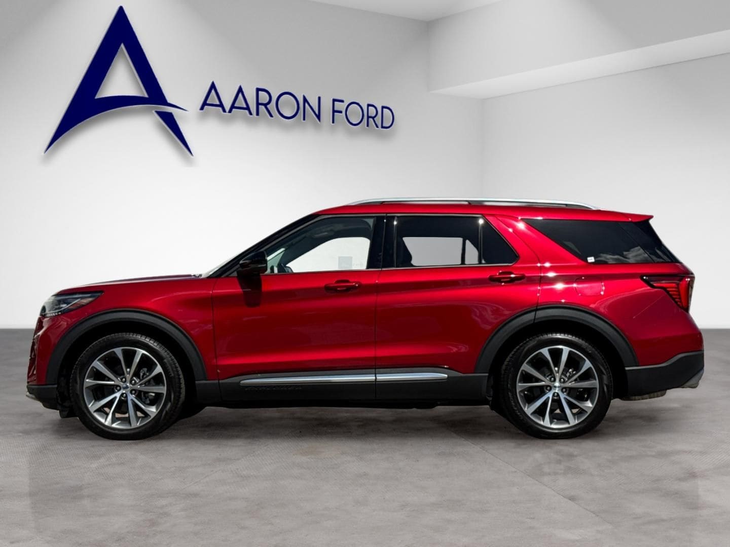 2025 Ford Explorer Platinum photo 2