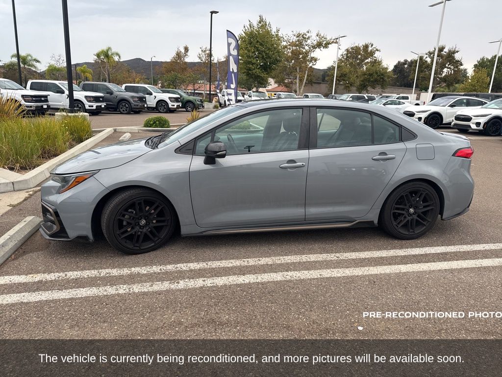 2021 Toyota Corolla SE photo 4