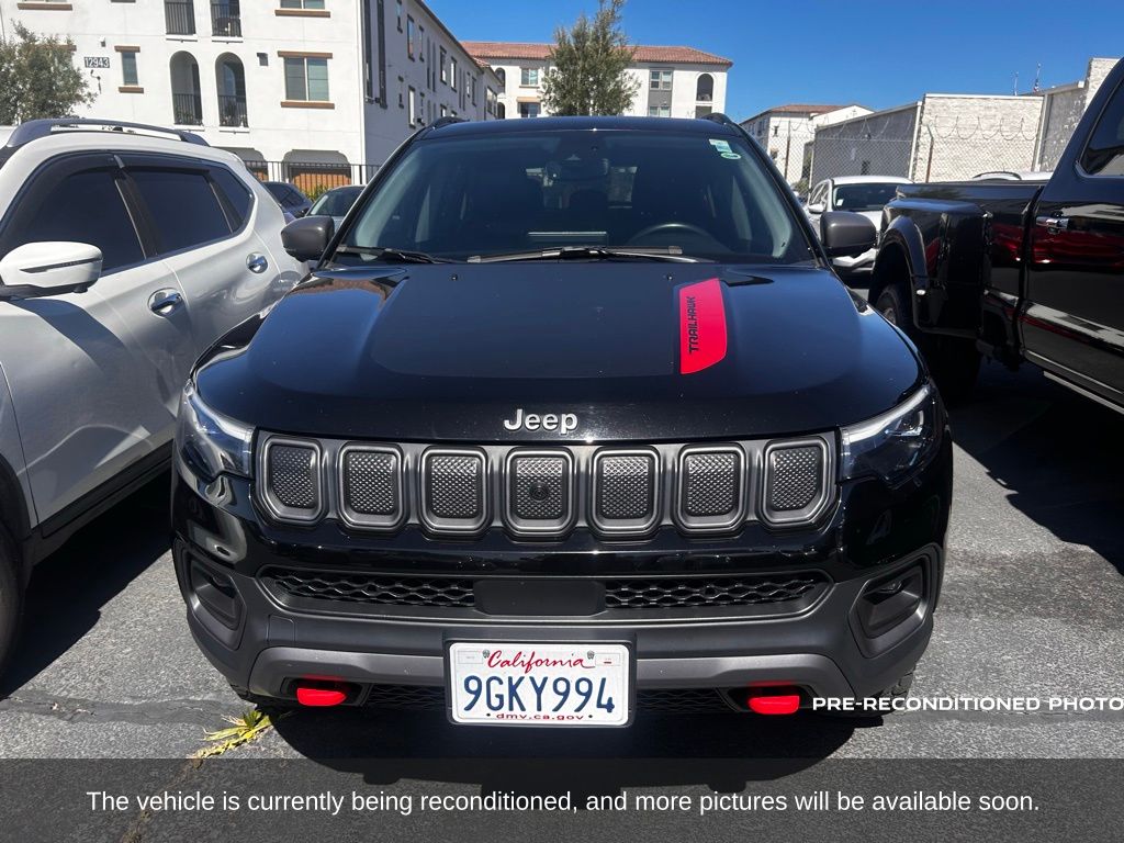 2022 Jeep Compass Trailhawk photo 2