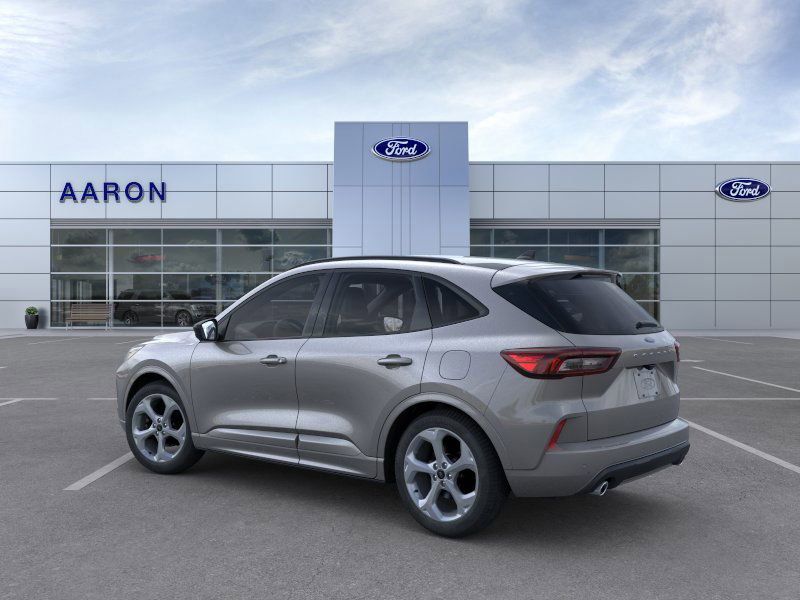 2024 Ford Escape ST-Line photo 4