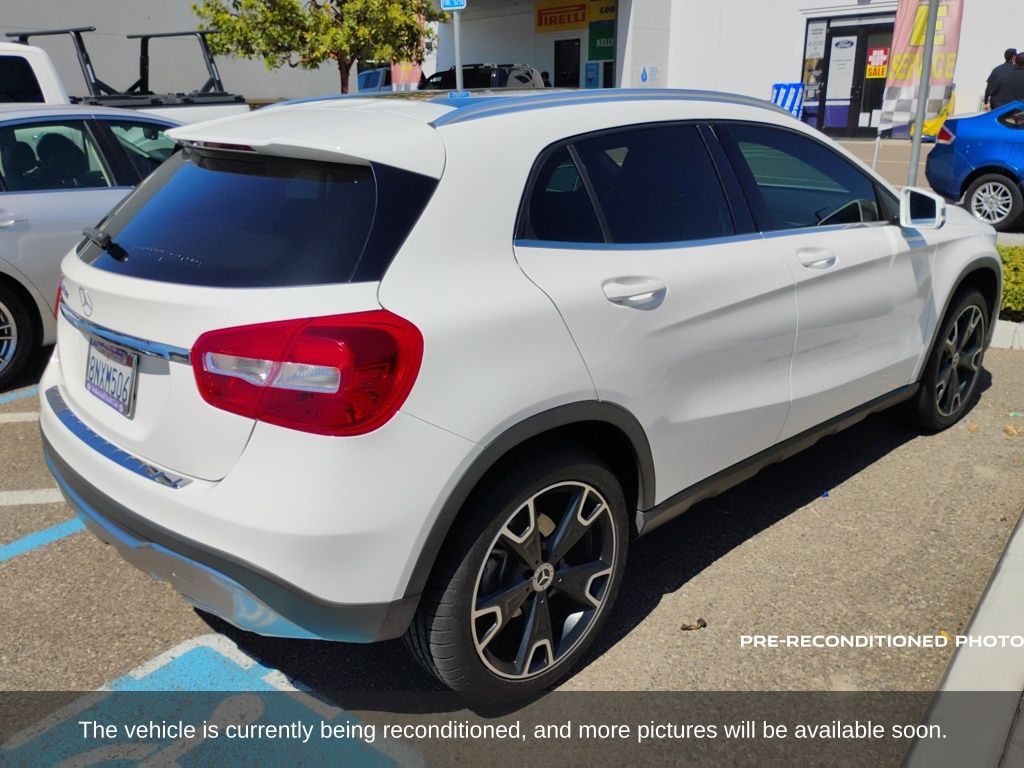 2020 Mercedes Benz GLA 250 photo 3
