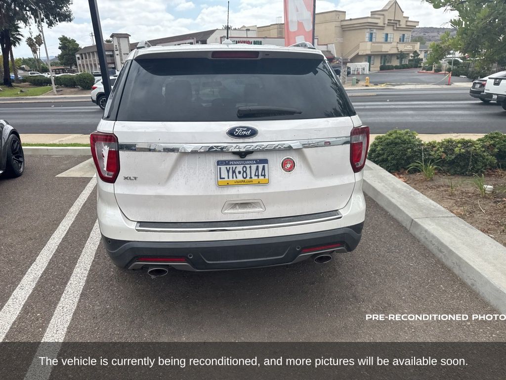 2018 Ford Explorer XLT photo 4