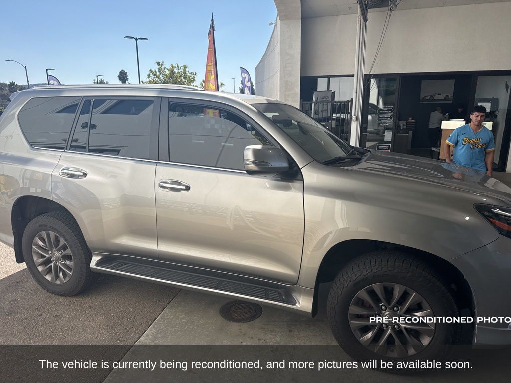 2022 Lexus GX 460 Premium photo 4