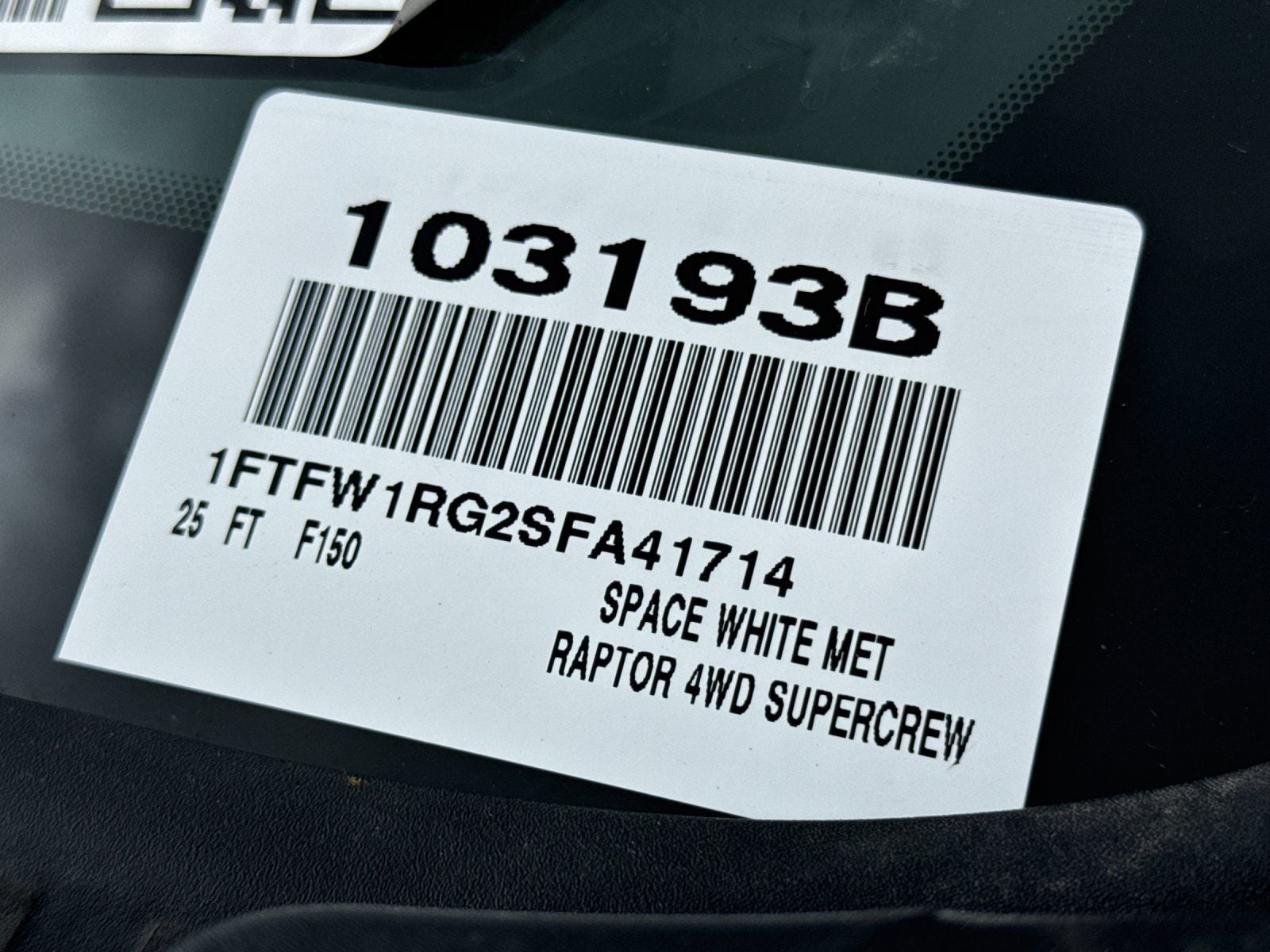 2025 Ford F-150 Raptor photo 2