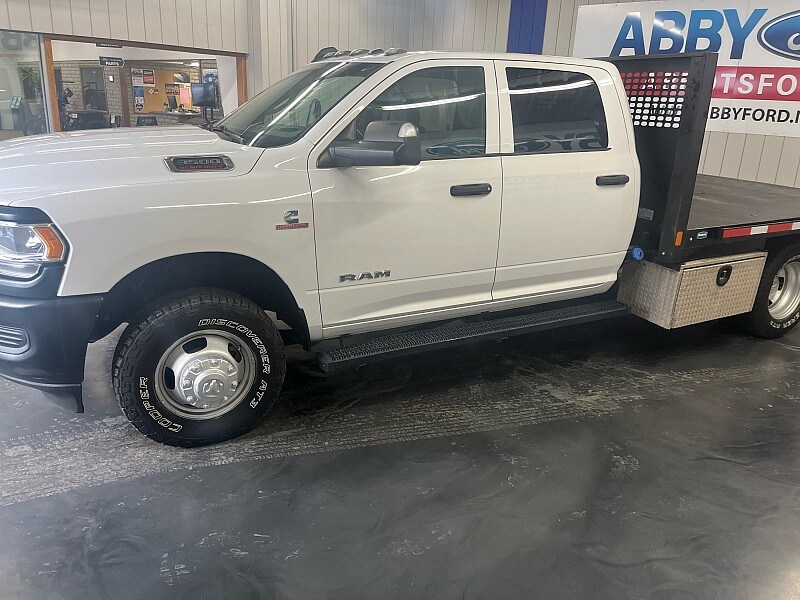 2021 Ram 3500 photo 4