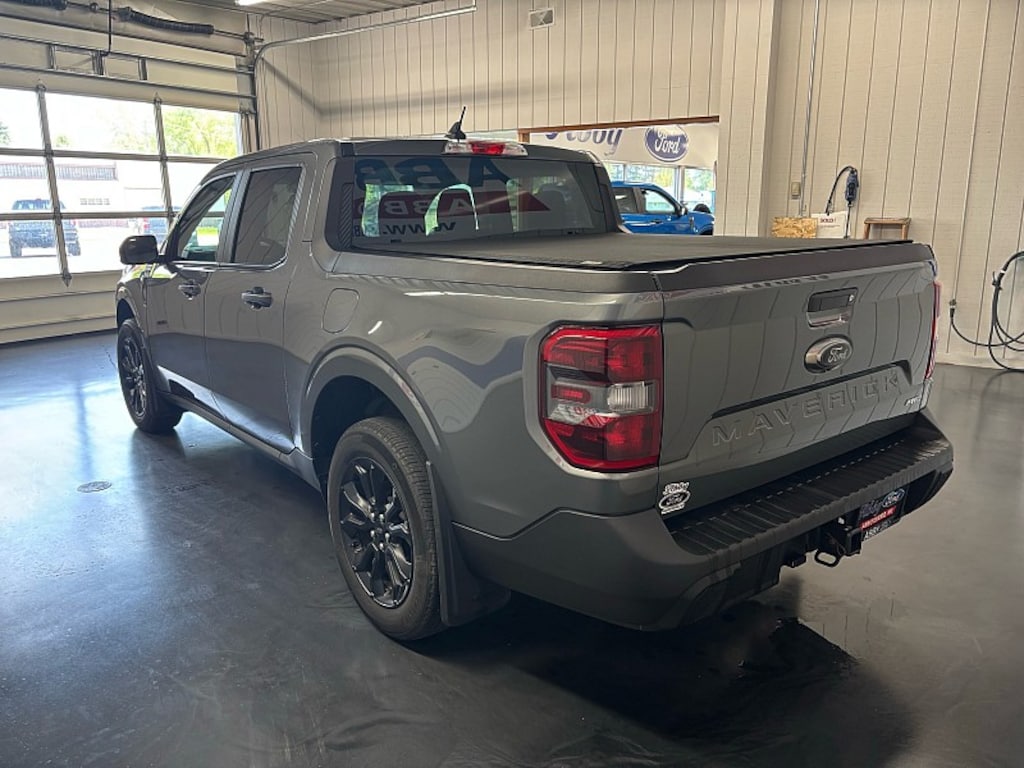 Used 2024 Ford Maverick XLT Compact Truck