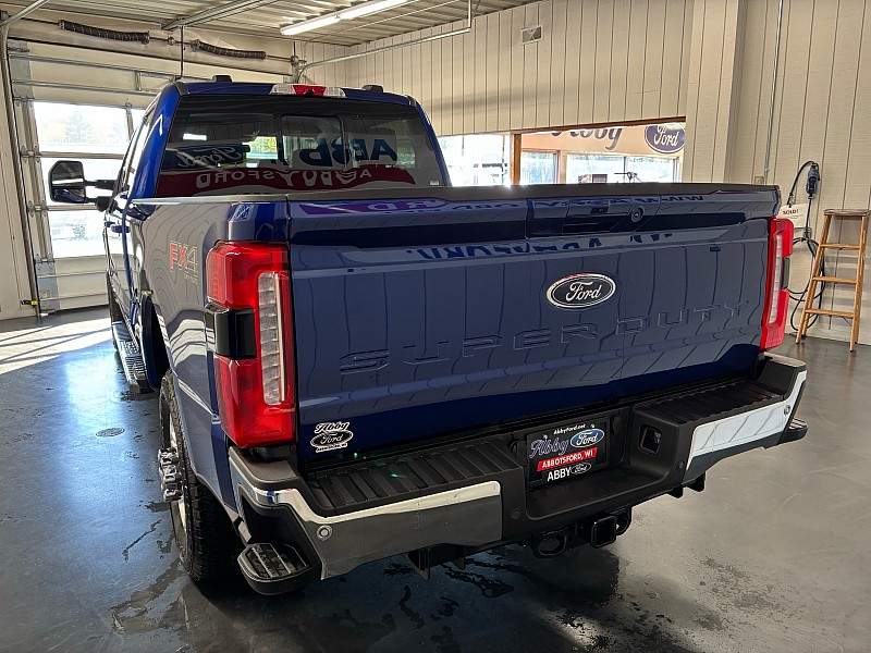 2026 Ford F-350 Super Duty XLT - Photo 6