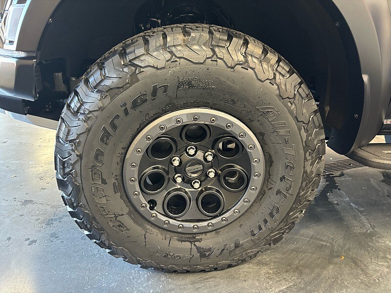 2025 Ford F-150 Raptor photo 3