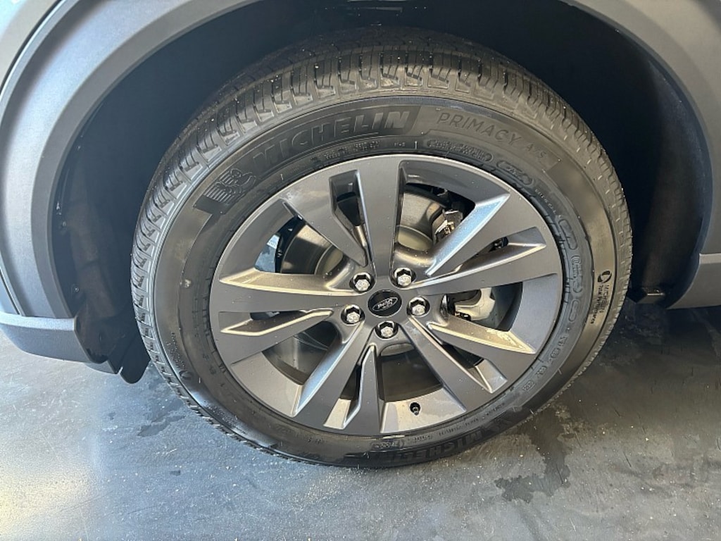 New 2025 Ford Explorer Active SUV