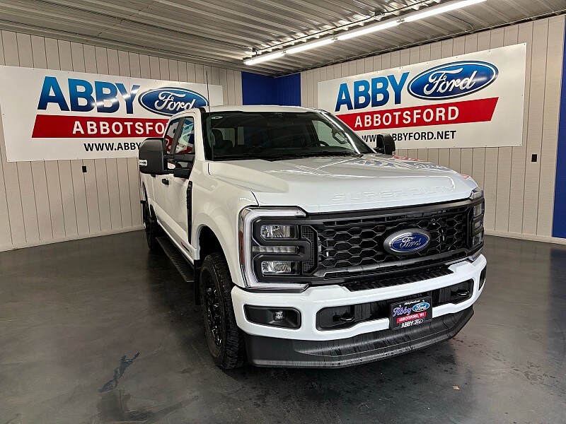 2026 Ford F-250 XL photo 2