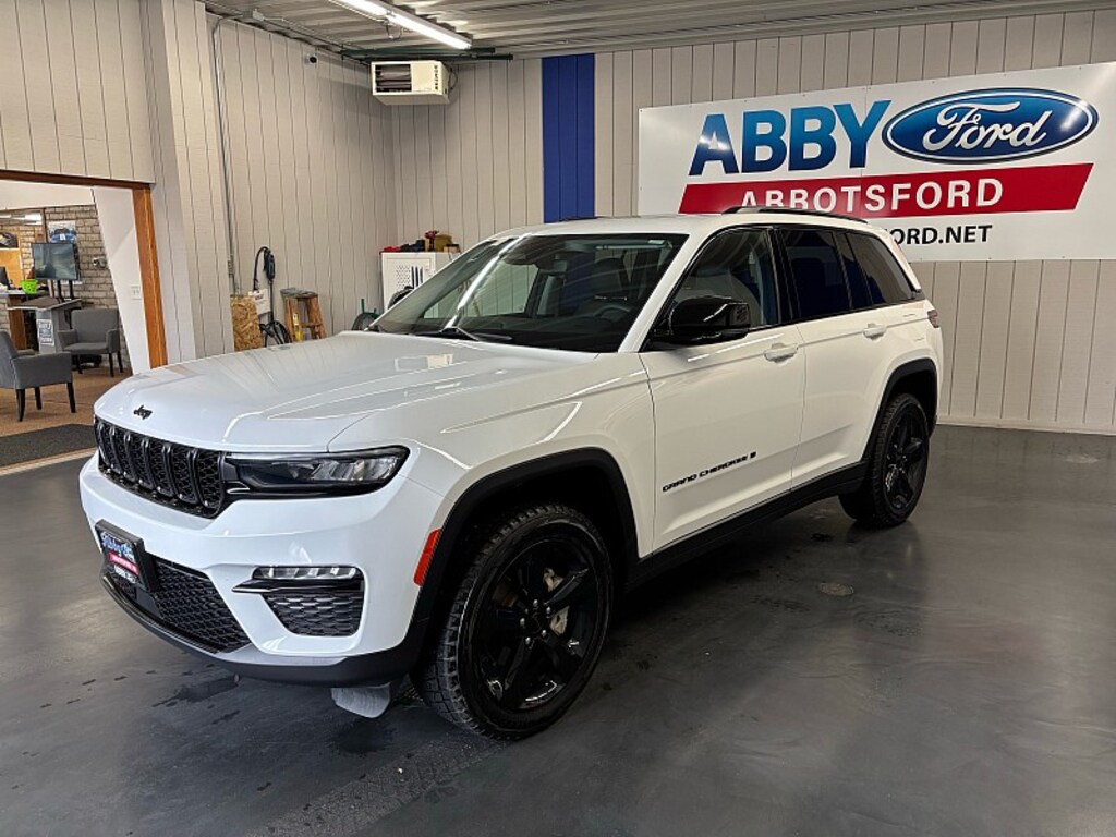 Used 2023 Jeep Grand Cherokee Limited Full Size SUV