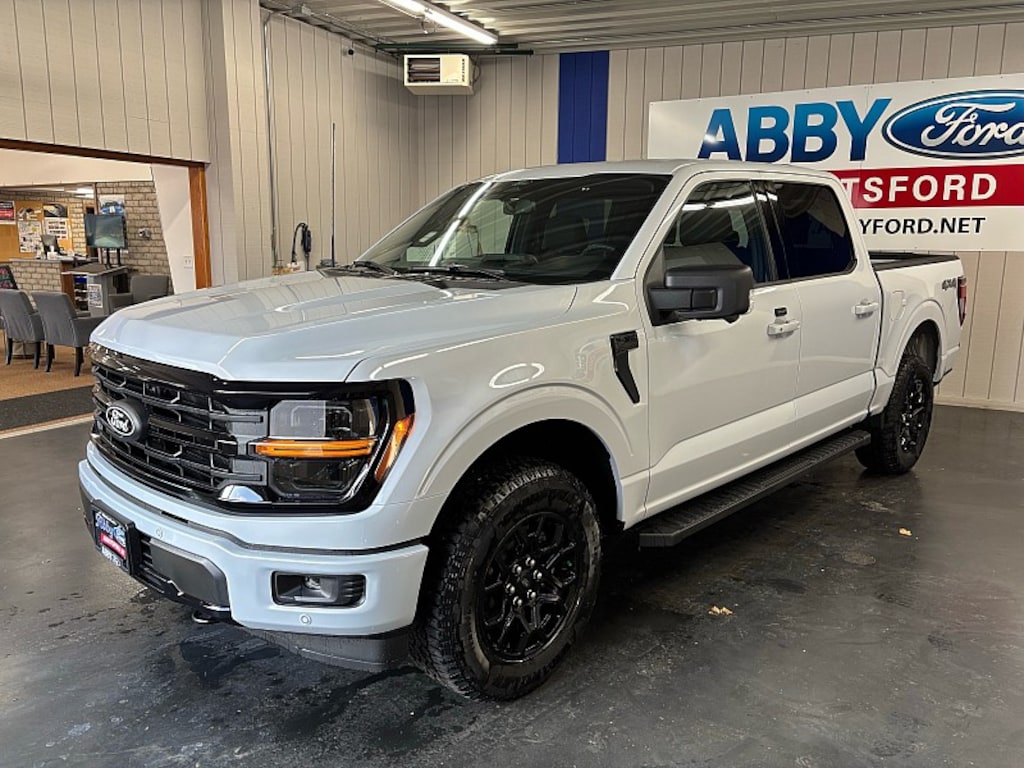 New 2025 Ford F-150 XLT TRUCK