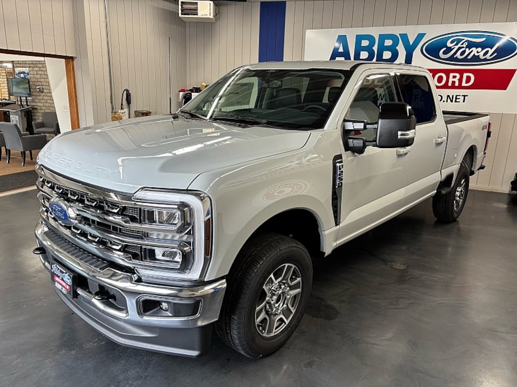 New 2026 Ford Super Duty F-250 Lariat TRUCK