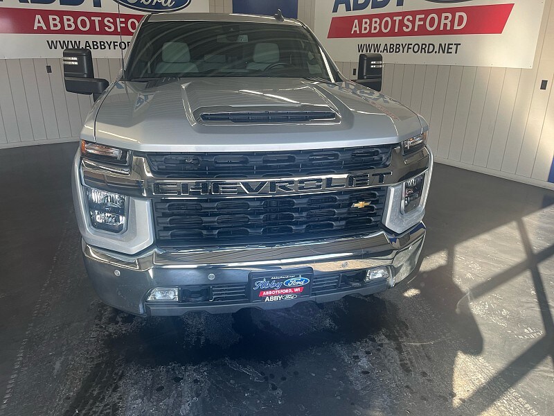2021 Chevrolet Silverado 2500HD photo 3