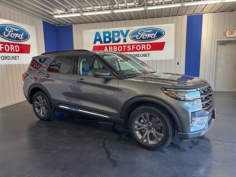 2025 Ford Explorer Active's photo