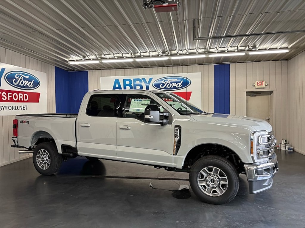 New 2026 Ford Super Duty F-250 Lariat TRUCK