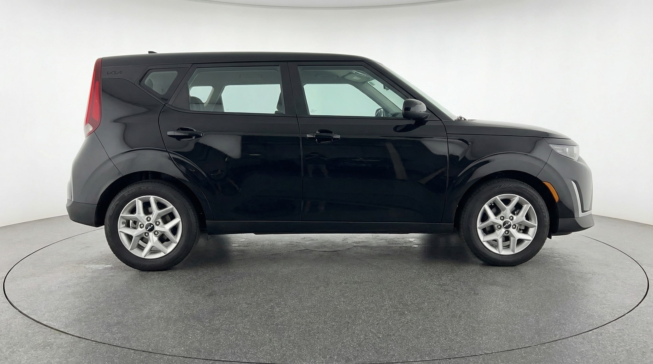 Thumbnail: 2025 Kia Soul - 8