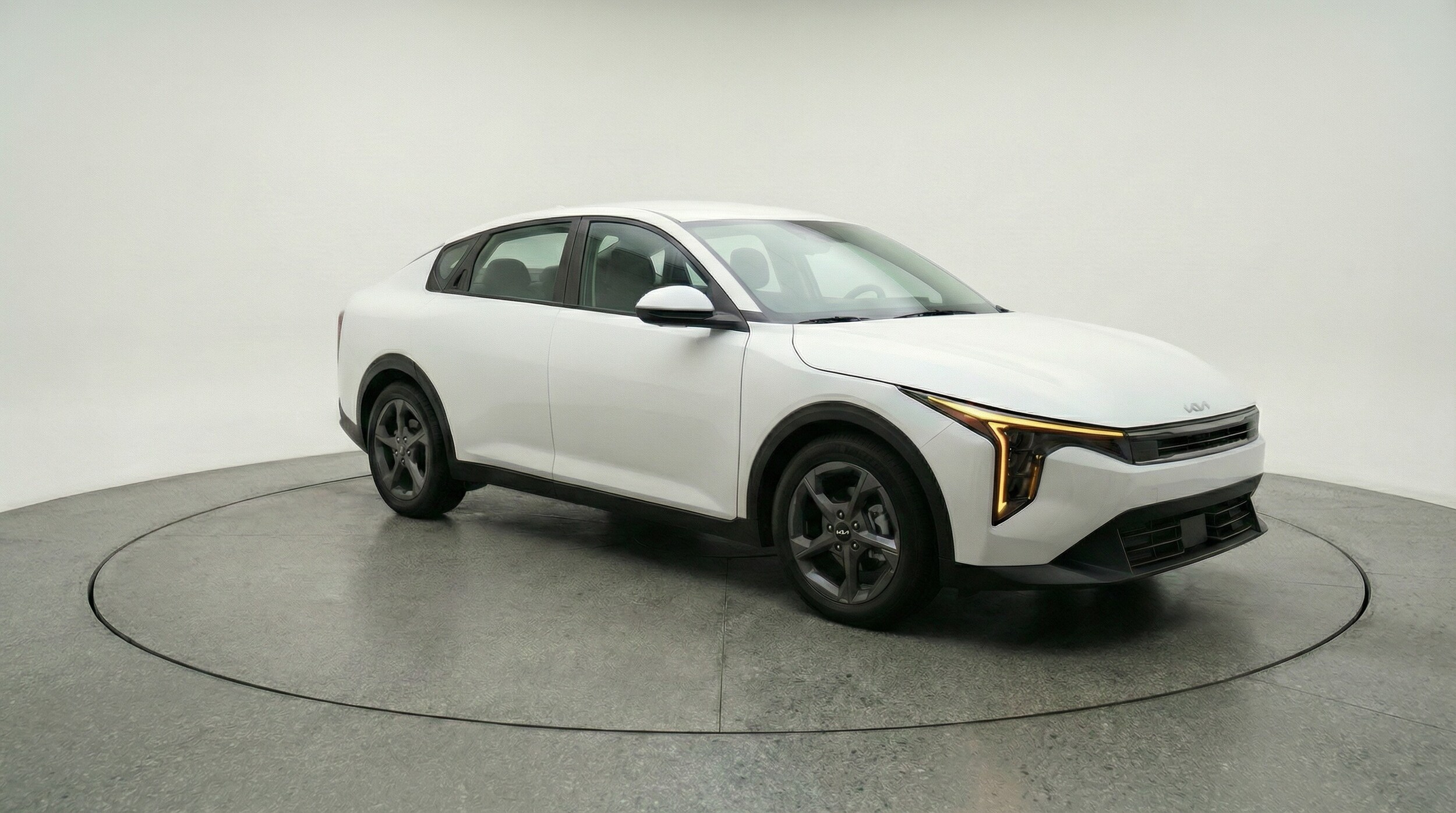 Thumbnail: 2025 Kia K4 - 1