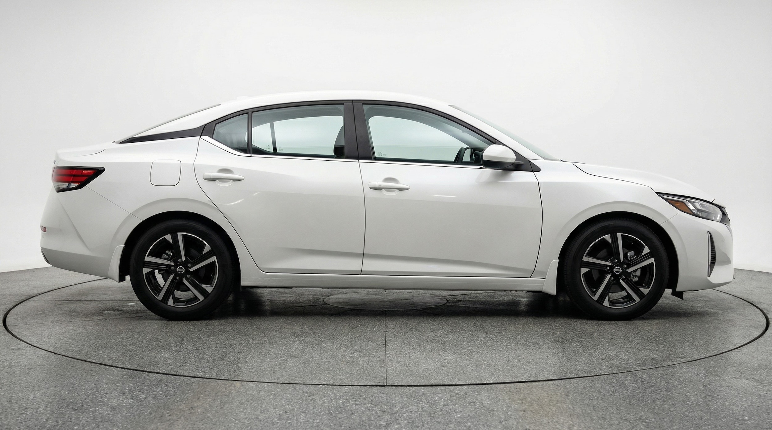 Thumbnail: 2025 Nissan Sentra - 8