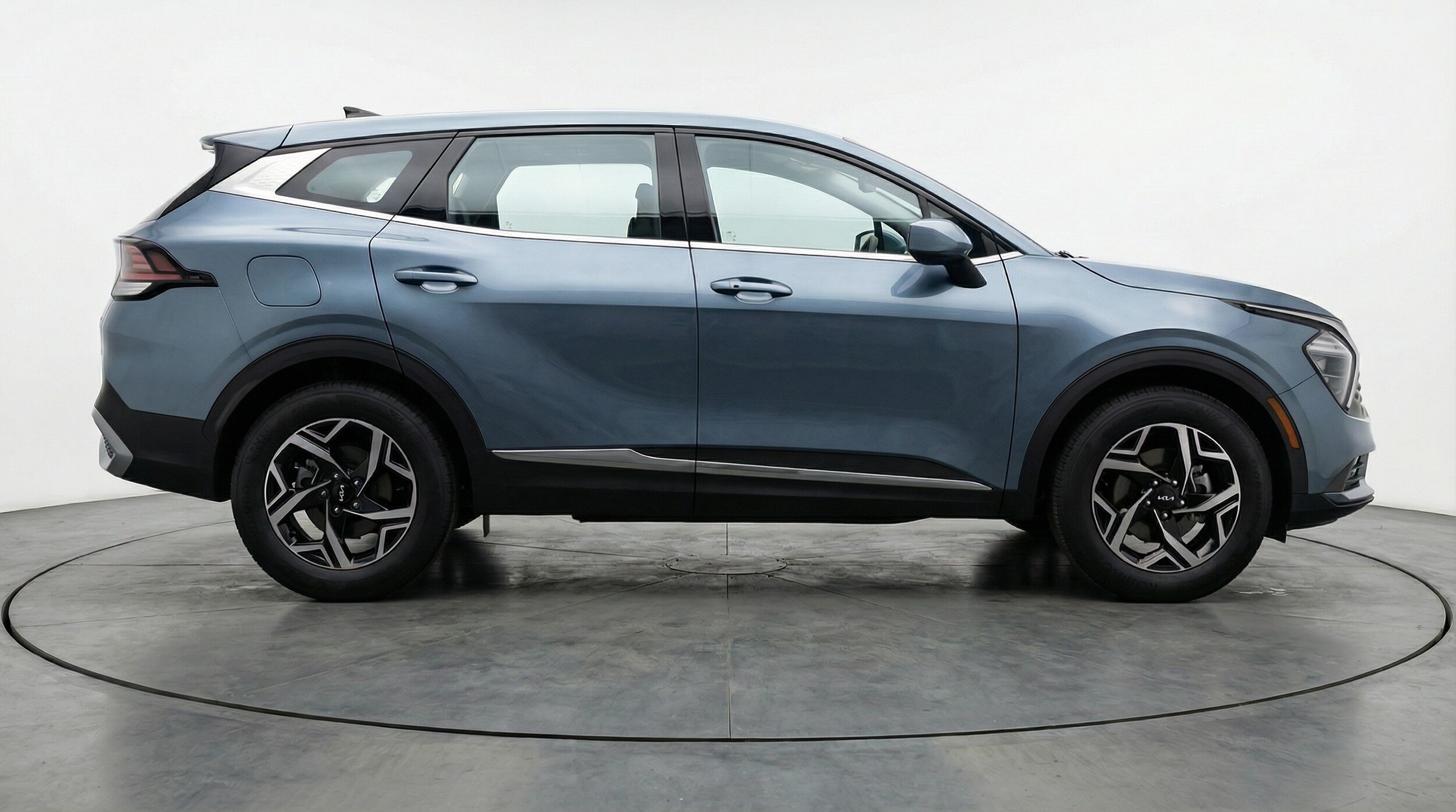 Thumbnail: 2025 Kia Sportage - 8