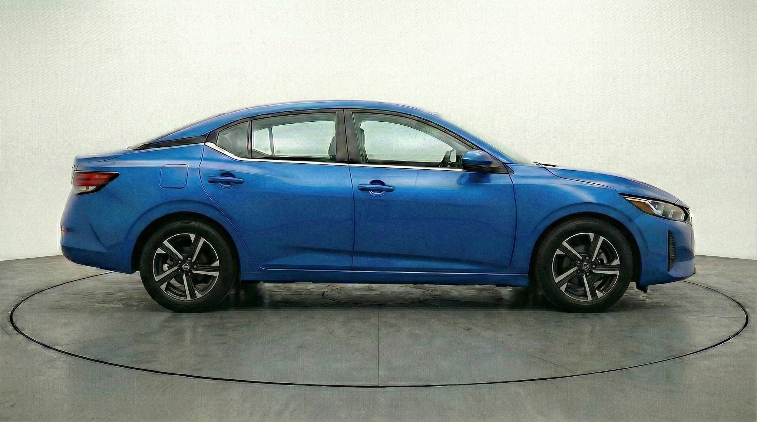 Thumbnail: 2025 Nissan Sentra - 11