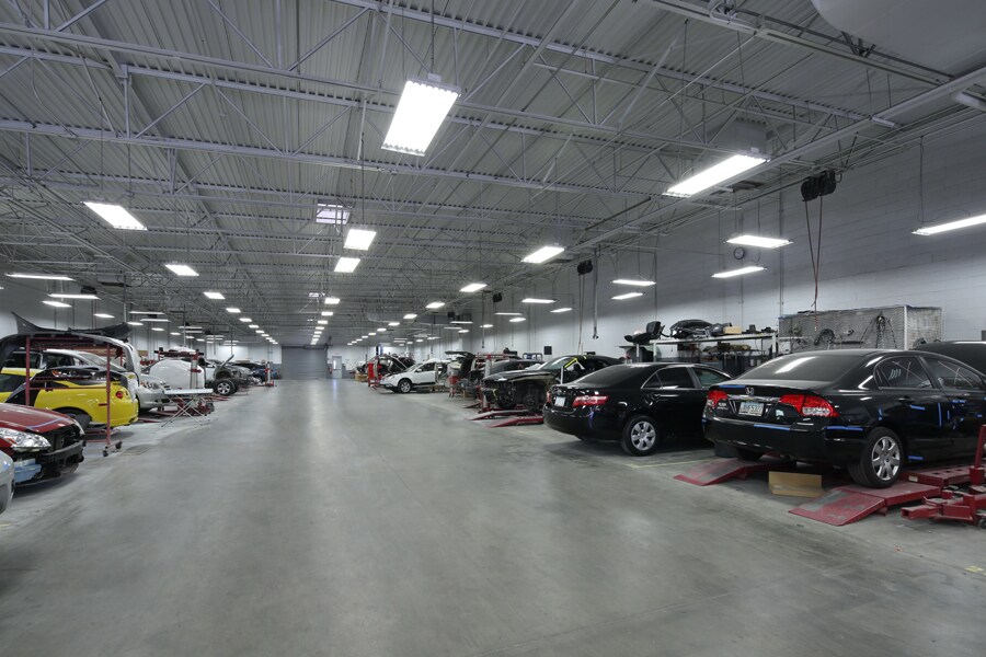 ABC COLLISION REPAIR CENTER FACILITY PHOENIX BODY SHOP ABC