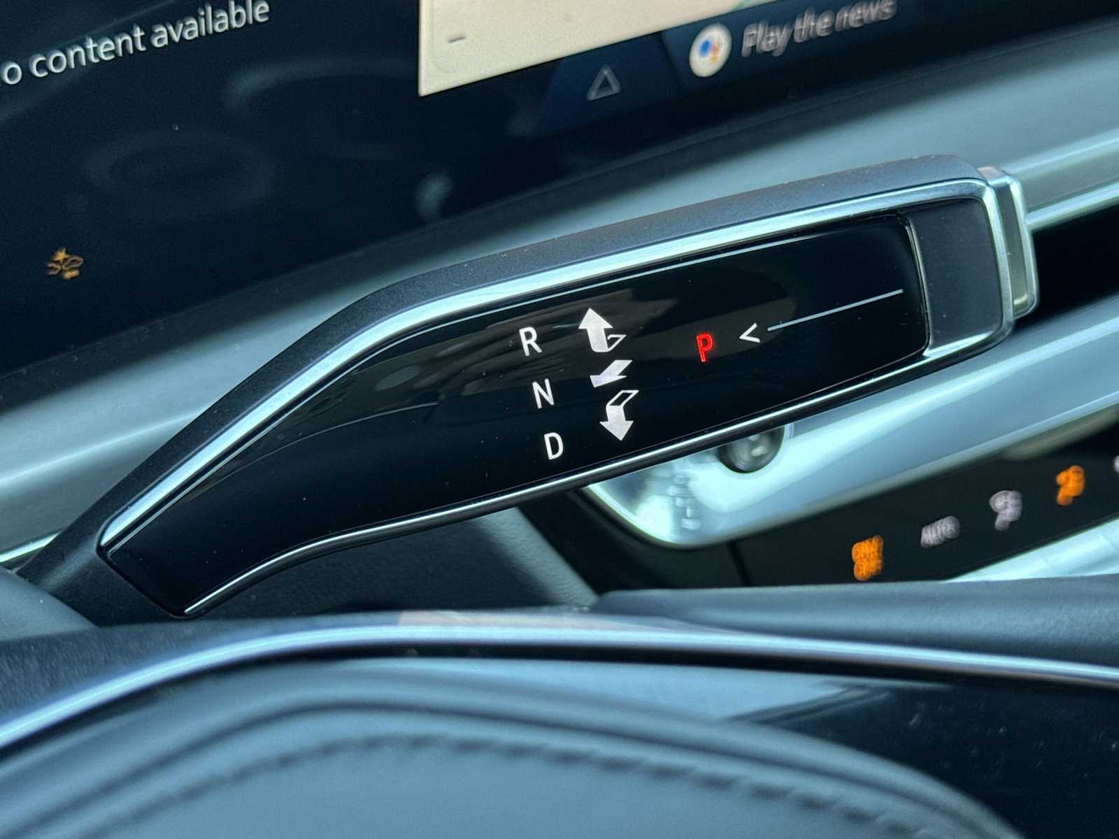 Thumbnail: 2024 Cadillac Lyriq - 25