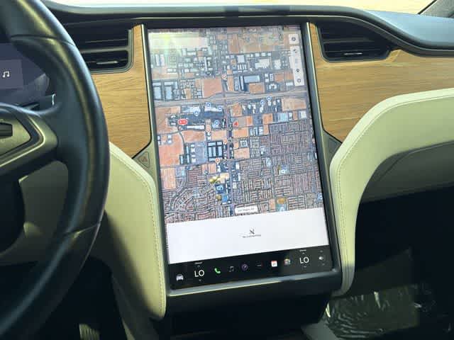 Thumbnail: 2021 Tesla Model X - 20