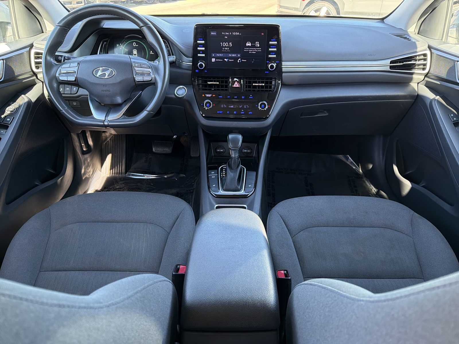 Thumbnail: 2022 Hyundai Ioniq - 12