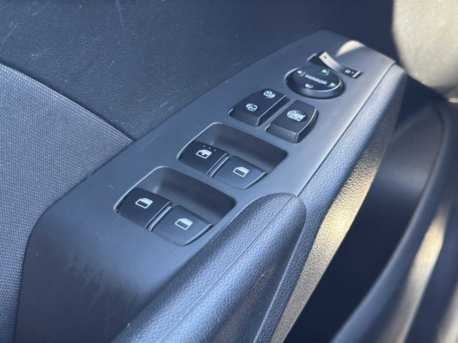 Thumbnail: 2021 Hyundai Accent - 14