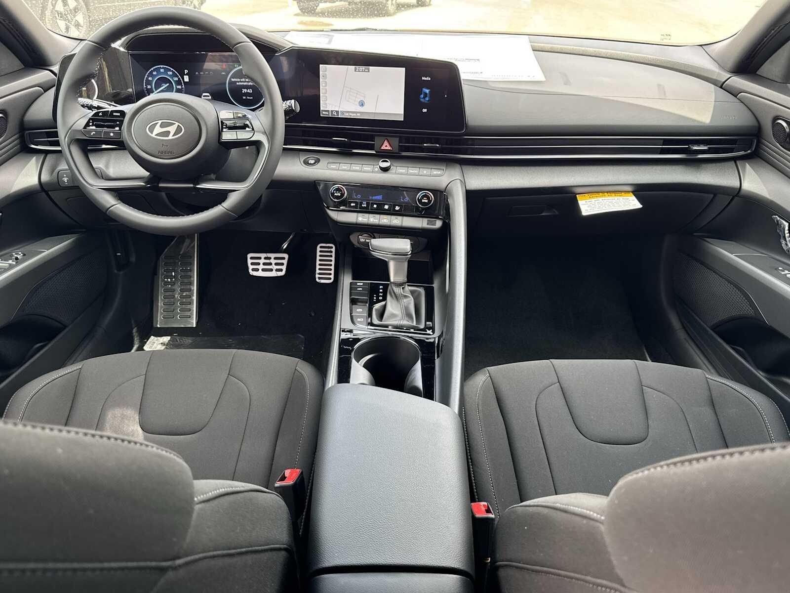 Thumbnail: 2025 Hyundai Elantra - 13