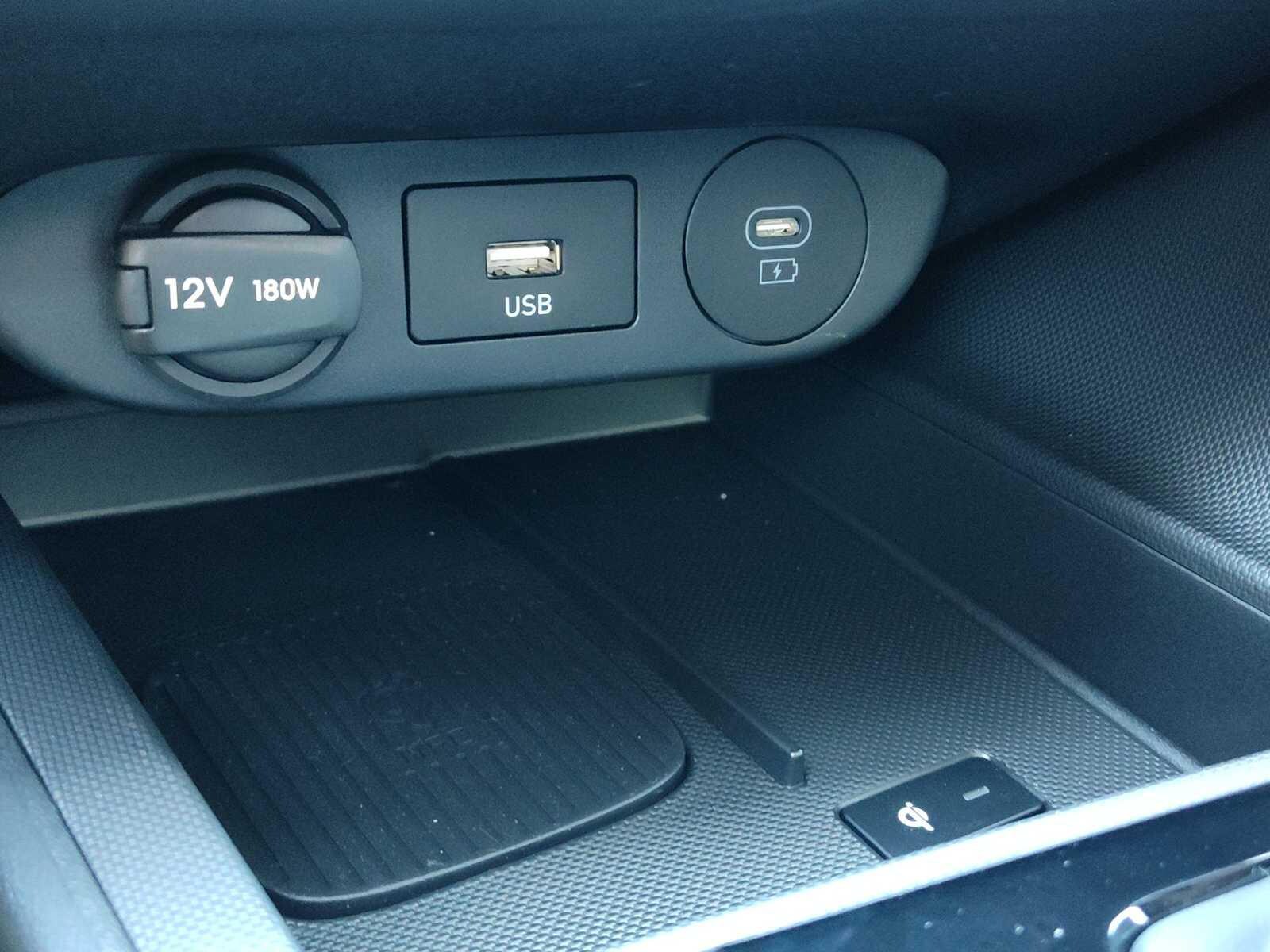 Thumbnail: 2025 Hyundai Elantra - 24