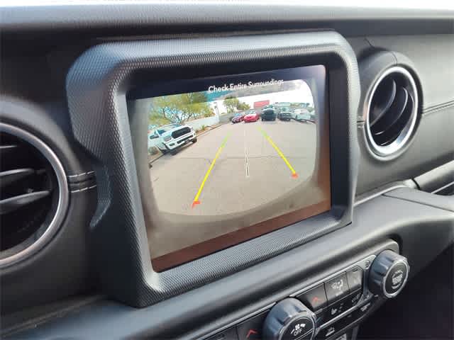 Thumbnail: 2021 Jeep Wrangler - 23