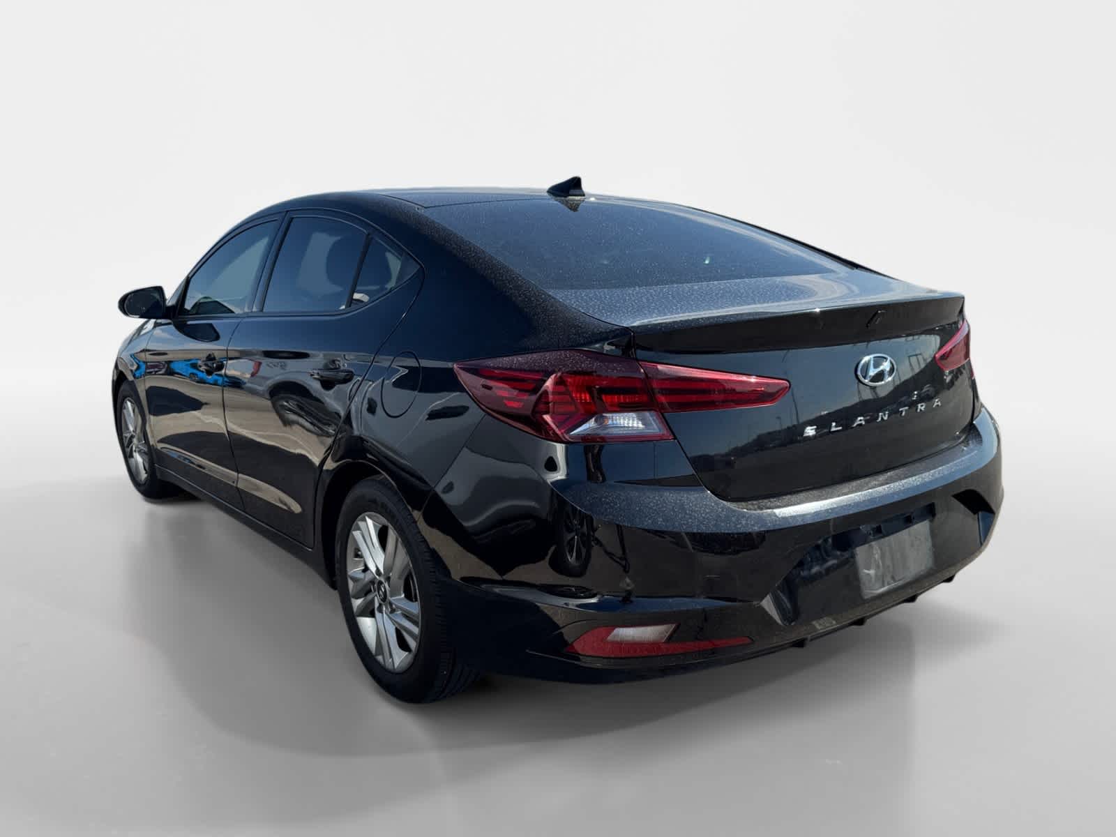 Thumbnail: 2020 Hyundai Elantra - 4