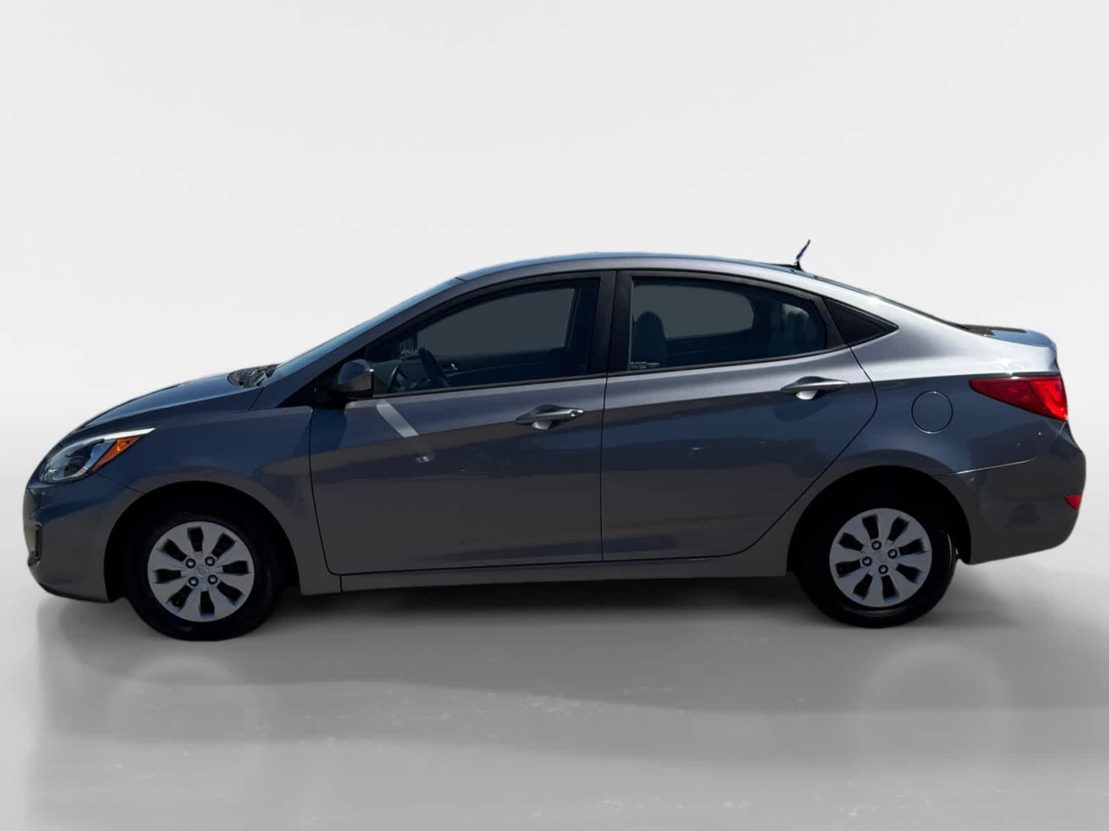Thumbnail: 2016 Hyundai Accent - 2