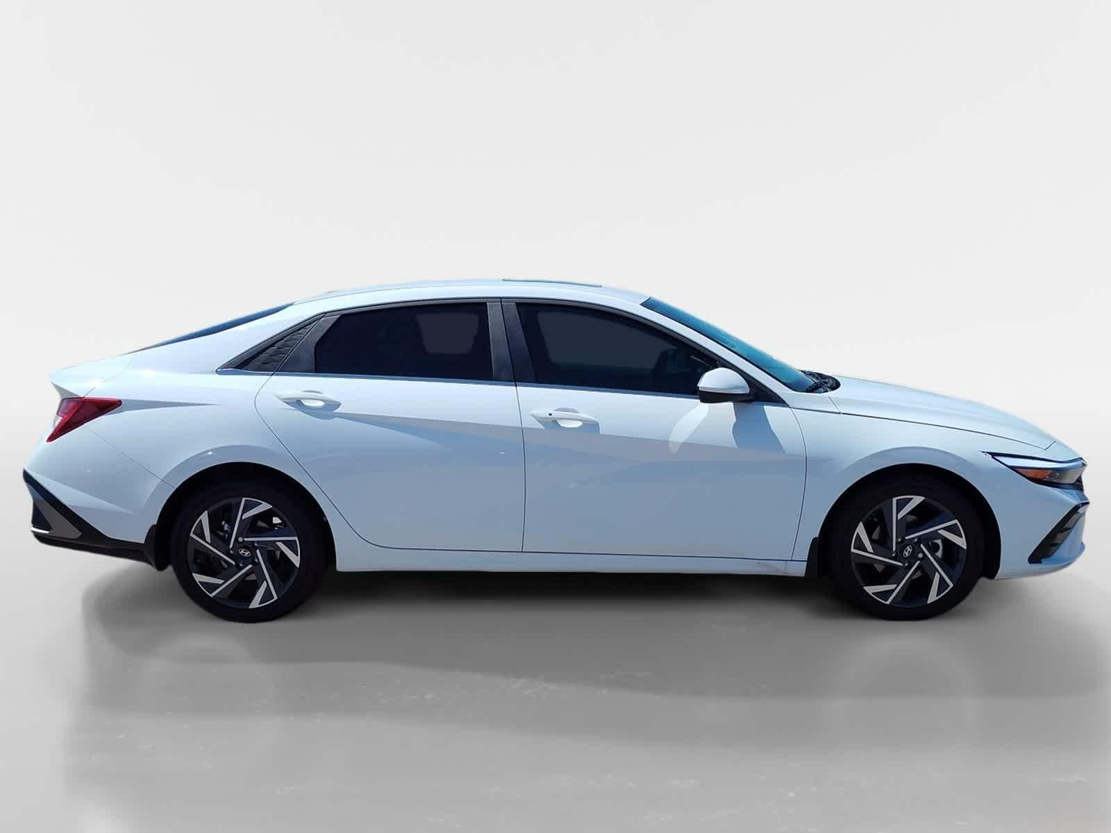 Thumbnail: 2025 Hyundai Elantra - 6