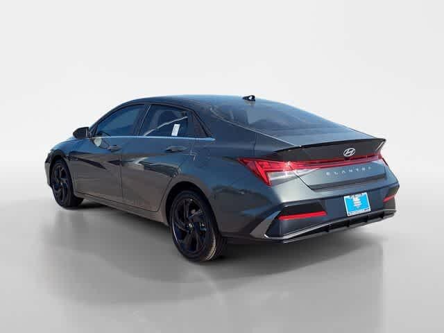 Thumbnail: 2026 Hyundai Elantra - 4