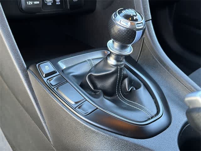 Thumbnail: 2020 Hyundai Veloster - 6