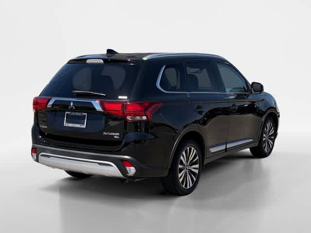 Thumbnail: 2019 Mitsubishi Outlander - 5
